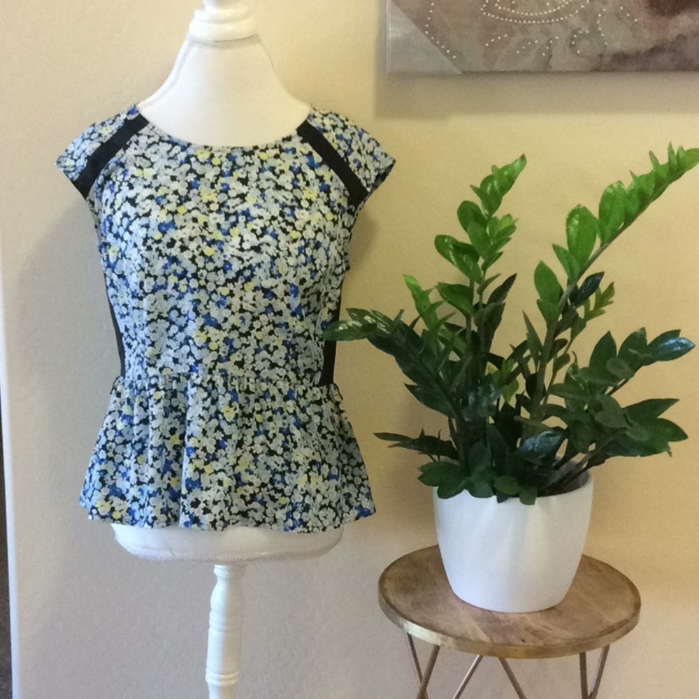 Elle Peplum Flower Top